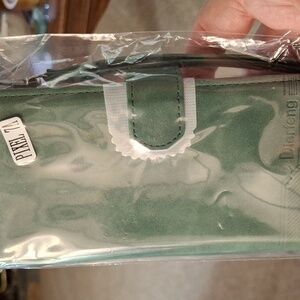 Green Pixel 7-8 wallet